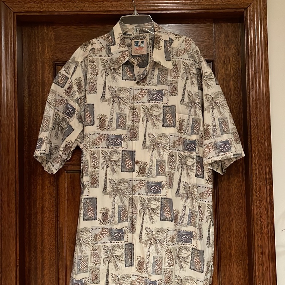 EUC John Stevenson KAHALA  Hawaiian Cotton Shirt.